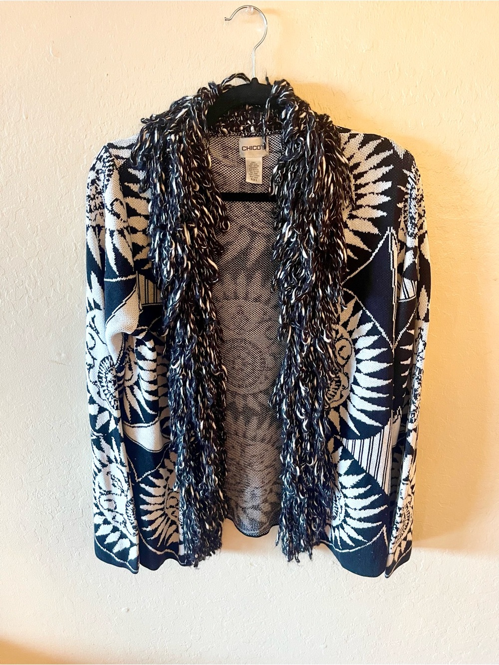 Chico's Black and White Patterned Open Cardigan with Shaggy Faux-Fur Trim Size L